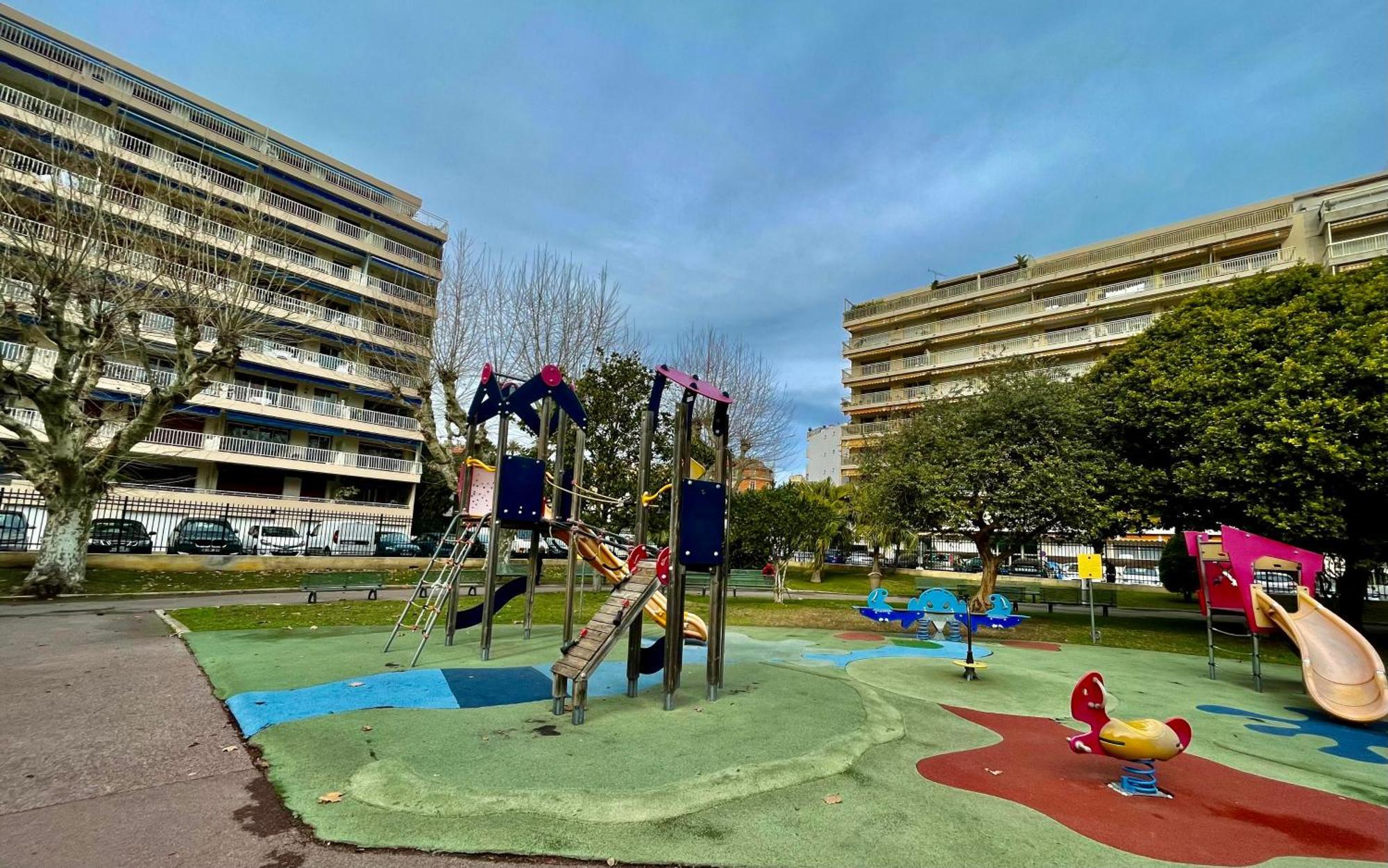 Vue Mer Exceptionnelle Sur Plage Du Midi En 1Re Ligne- 2 Chambres Cannes Exteriör bild